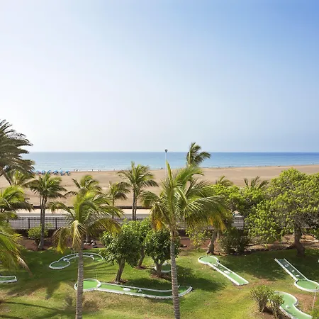 拉赫里亚时尚酒店