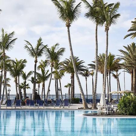 拉赫里亚时尚酒店