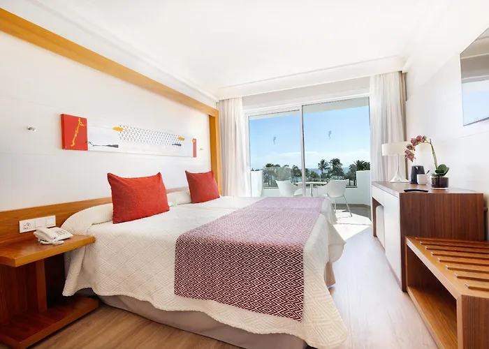 Hipotels La Geria 4*