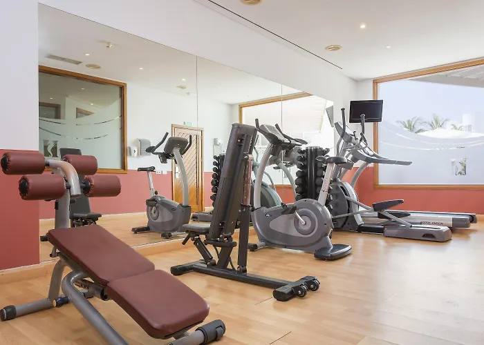 Hotel Hipotels La Geria 4*