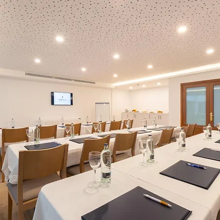 ヒポテルズ ラ ヘリア ホテル 4*