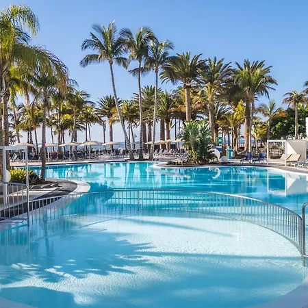 ヒポテルズ ラ ヘリア